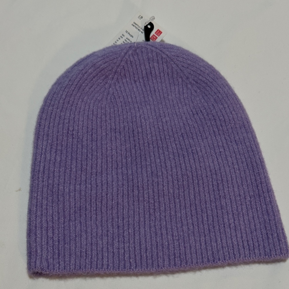 Uniqlo Unisex Lavender Knitted Beanie Hat Soufflé Yarn NWT